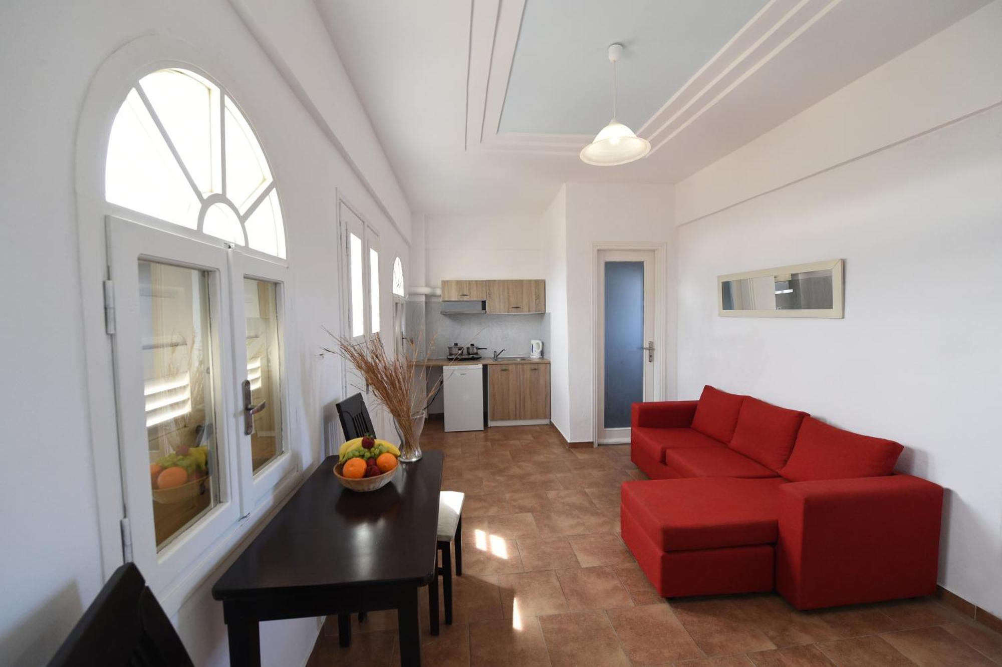 Leon Lux Apartments Perivolos  Eksteriør billede