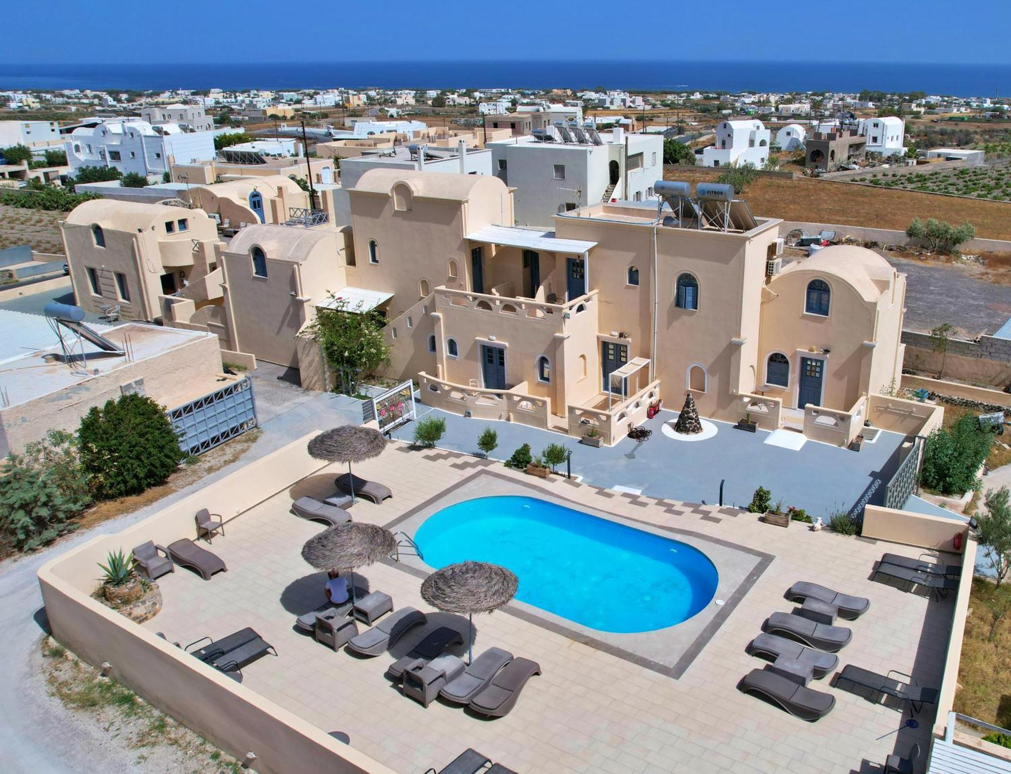 Leon Lux Apartments Perivolos  Eksteriør billede