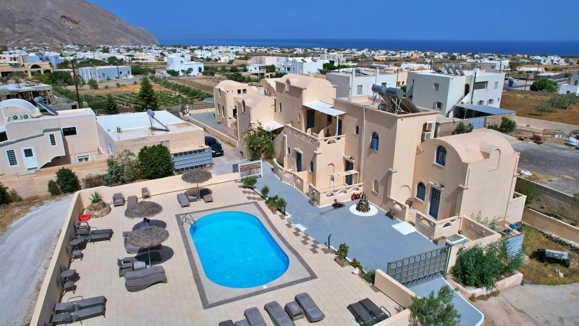 Leon Lux Apartments Perivolos  Eksteriør billede